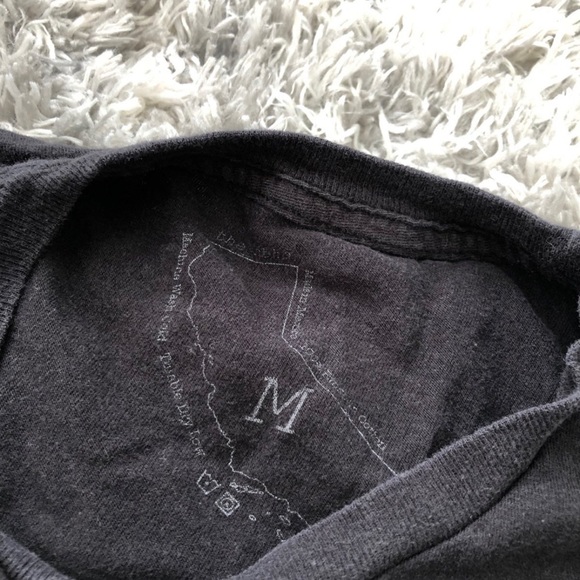 The neighborhood band tee - Picture 2 of 2